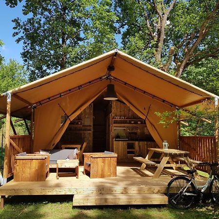 Camping Bois De St Hilaire Chalandray Екстер'єр фото